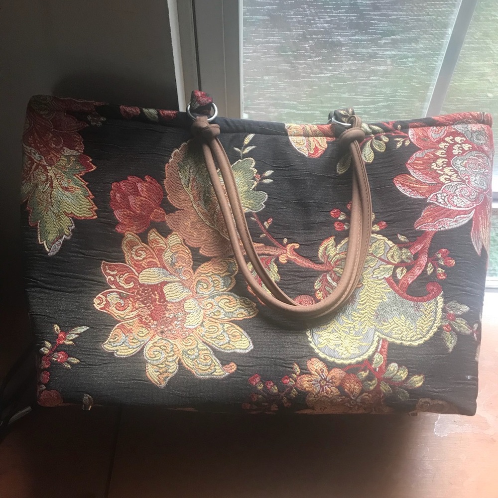 Handbag